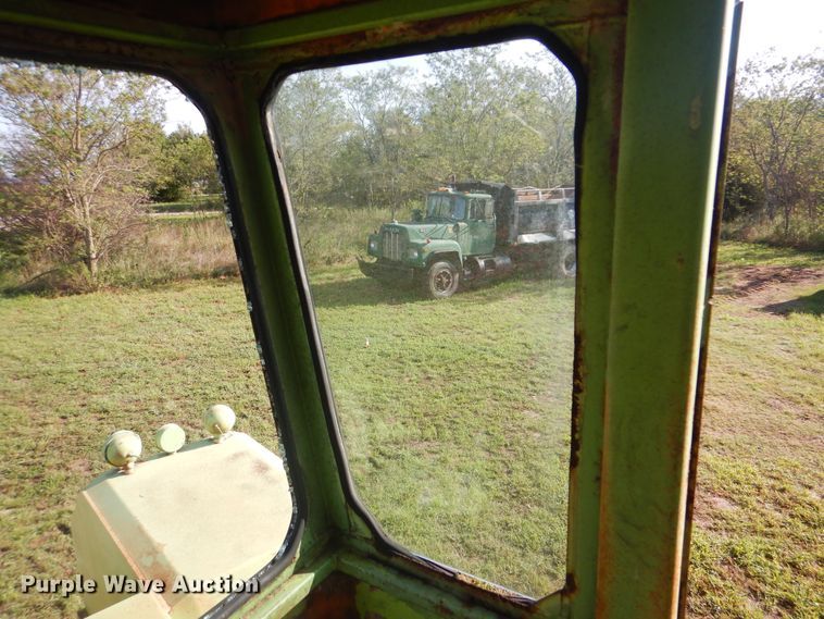 image for item DI0347 1973 Steiger Cougar I  4WD tractor