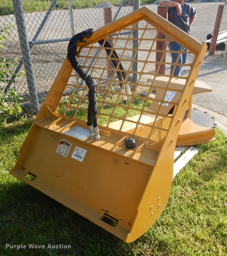 image for item DI8252 Turbo Saw RT2600 skid steer tree saw