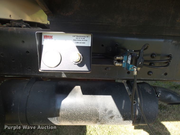 image for item DX9234 1990 Ford F800F  grain truck