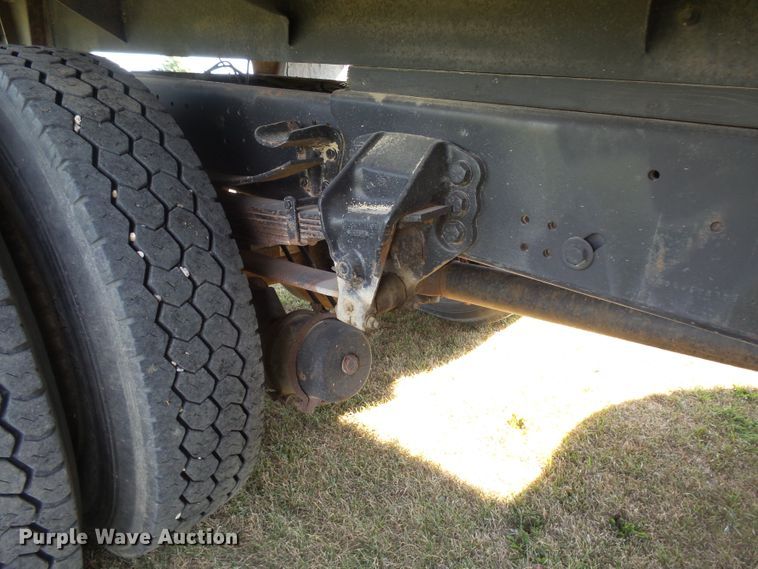 image for item DX9234 1990 Ford F800F  grain truck