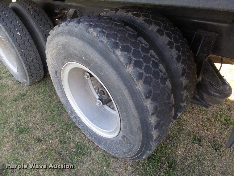 image for item DX9234 1990 Ford F800F  grain truck