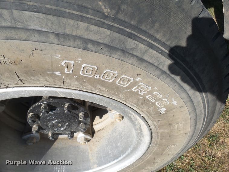 image for item DX9234 1990 Ford F800F  grain truck