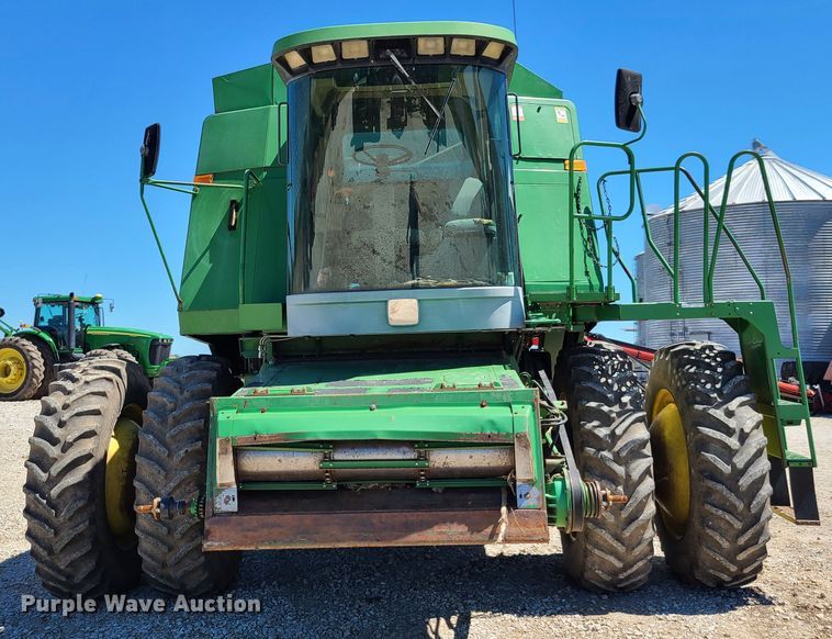 image for item EL9979 John Deere 9600 combine