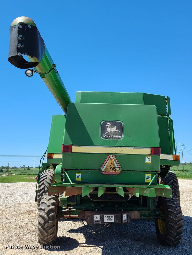 image for item EL9979 John Deere 9600 combine