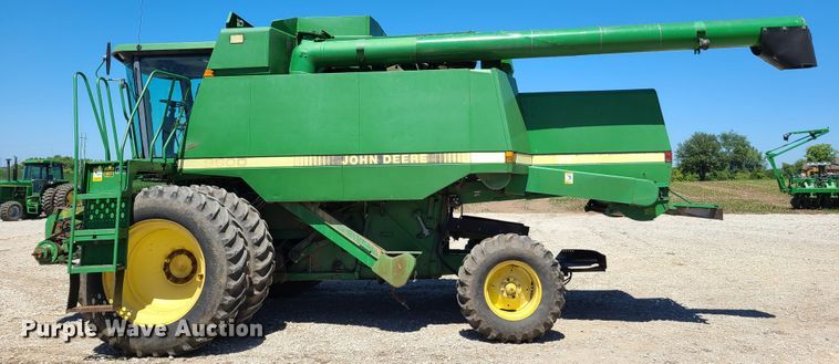 image for item EL9979 John Deere 9600 combine