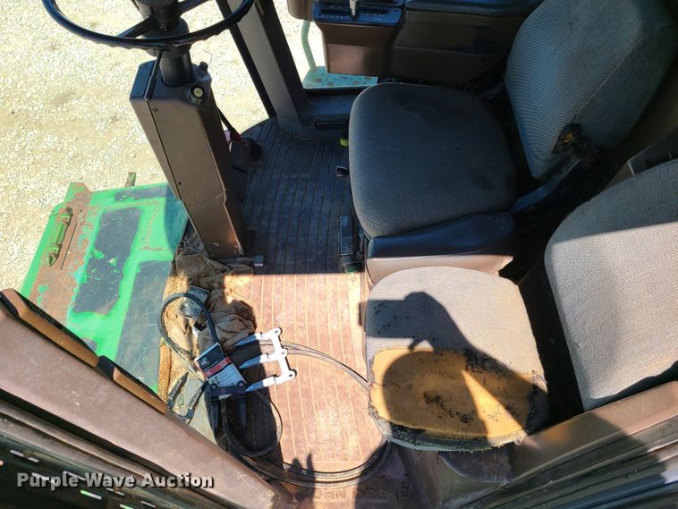 image for item EL9979 John Deere 9600 combine