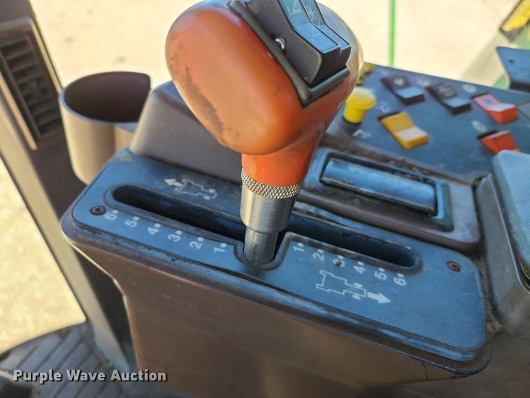 image for item EL9979 John Deere 9600 combine