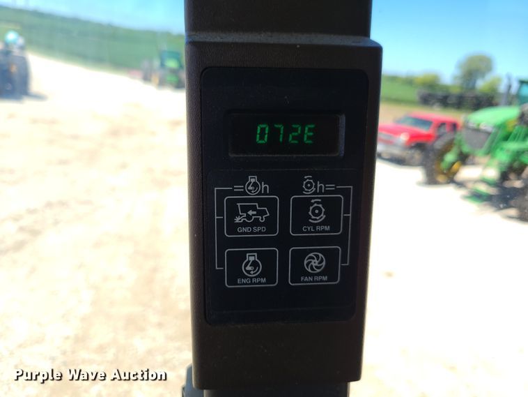 image for item EL9979 John Deere 9600 combine