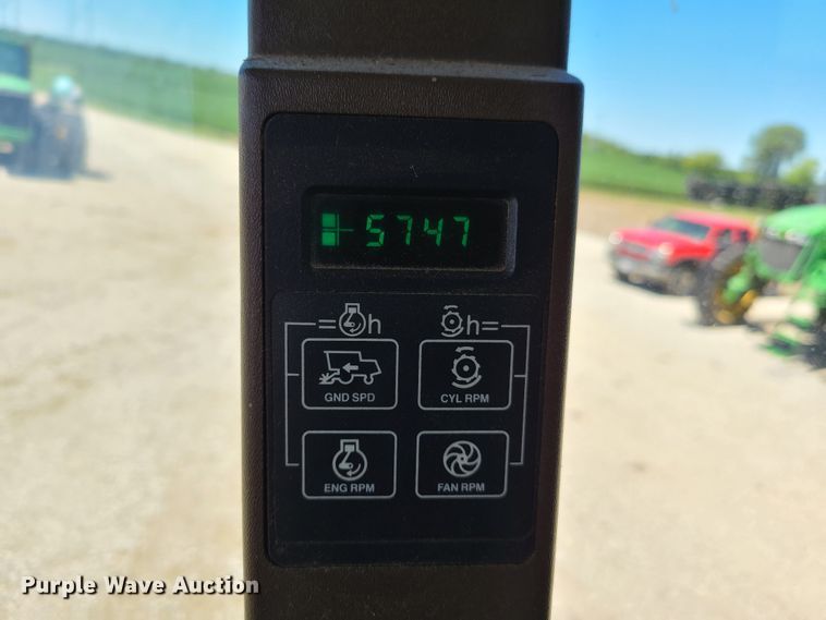 image for item EL9979 John Deere 9600 combine