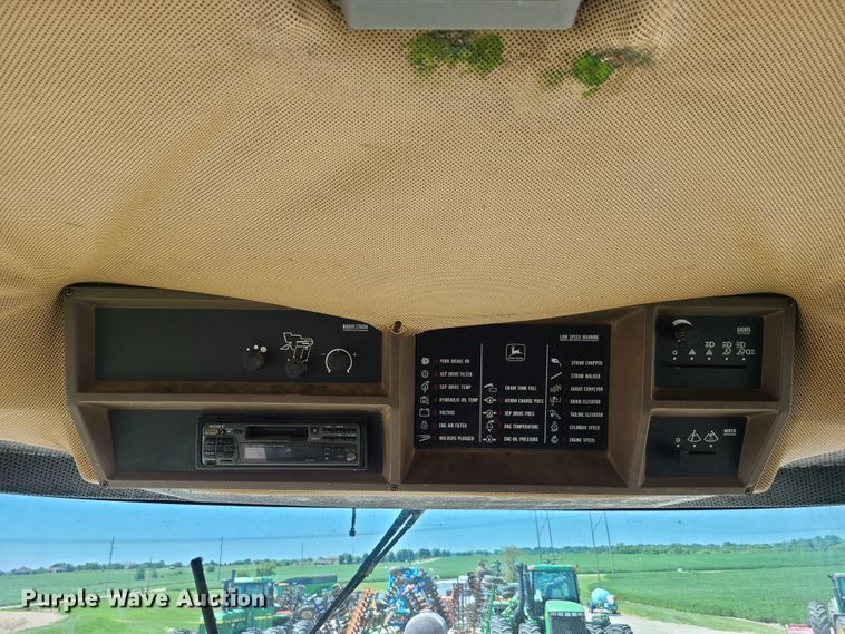 image for item EL9979 John Deere 9600 combine