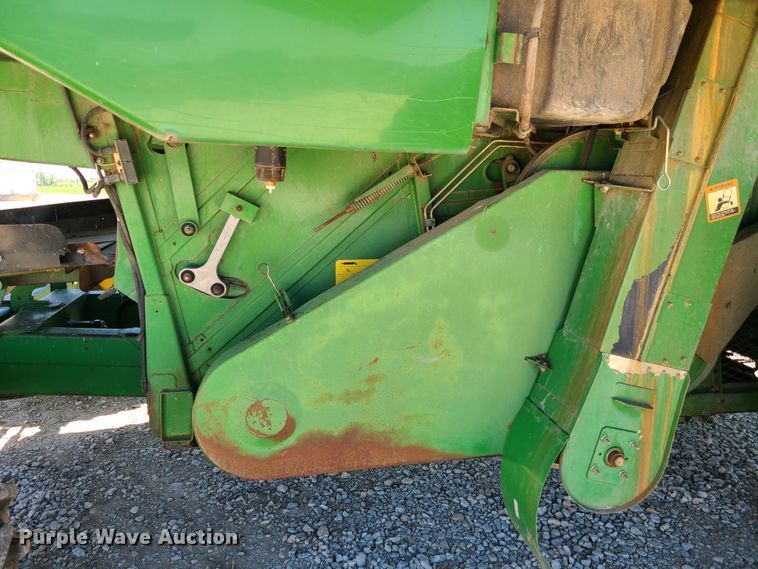 image for item EL9979 John Deere 9600 combine
