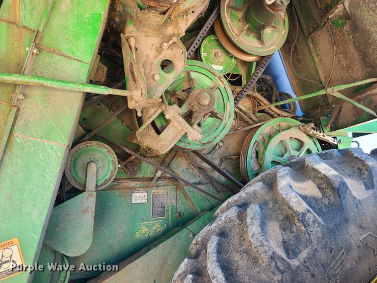 image for item EL9979 John Deere 9600 combine