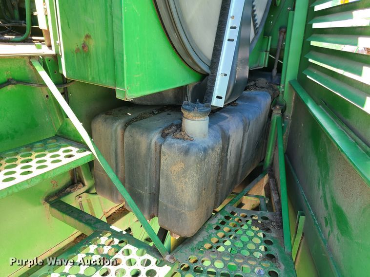 image for item EL9979 John Deere 9600 combine