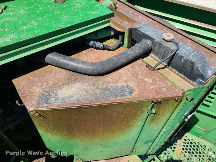 image for item EL9979 John Deere 9600 combine