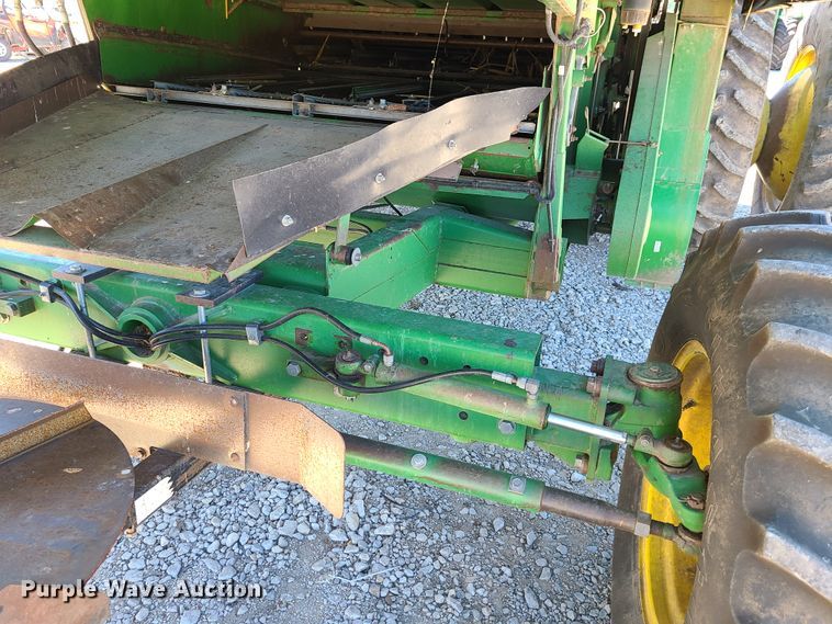 image for item EL9979 John Deere 9600 combine