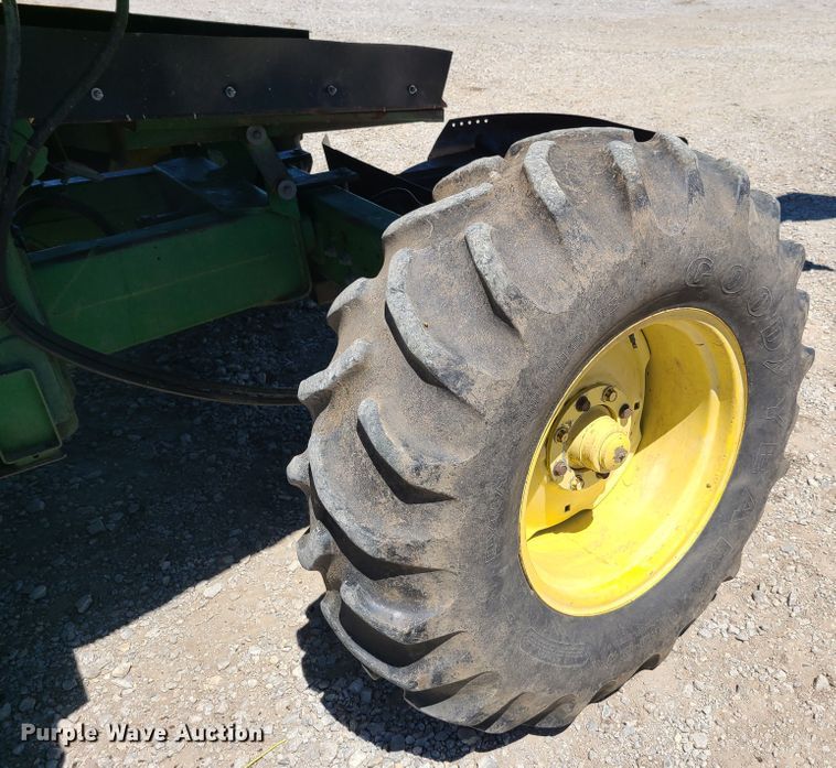 image for item EL9979 John Deere 9600 combine