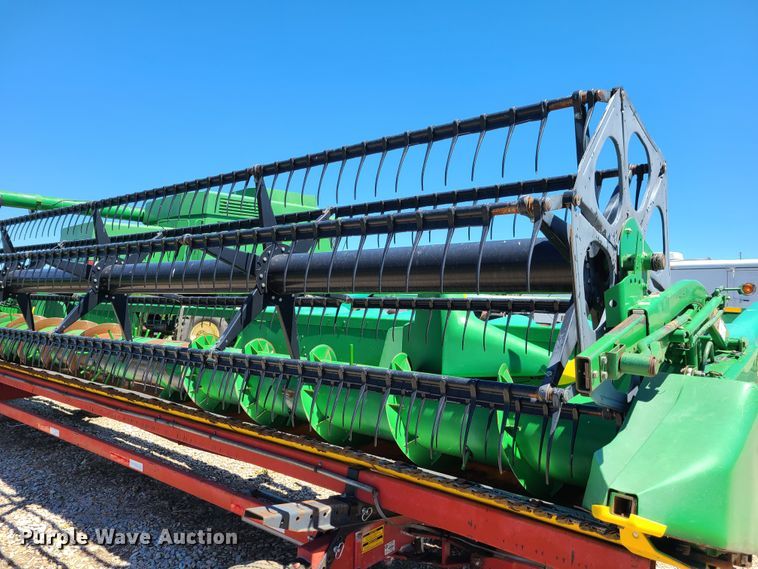 image for item EL9980 John Deere 930 flex head