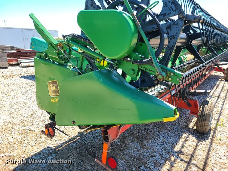 image for item EL9980 John Deere 930 flex head