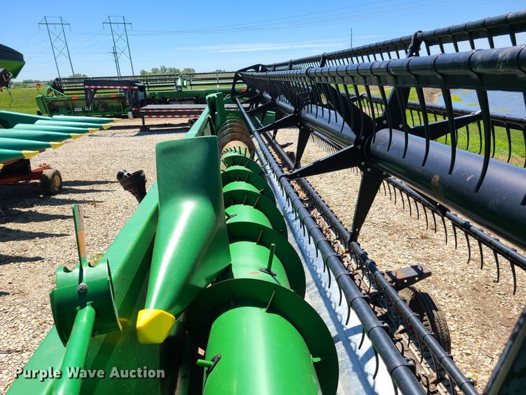 image for item EL9980 John Deere 930 flex head