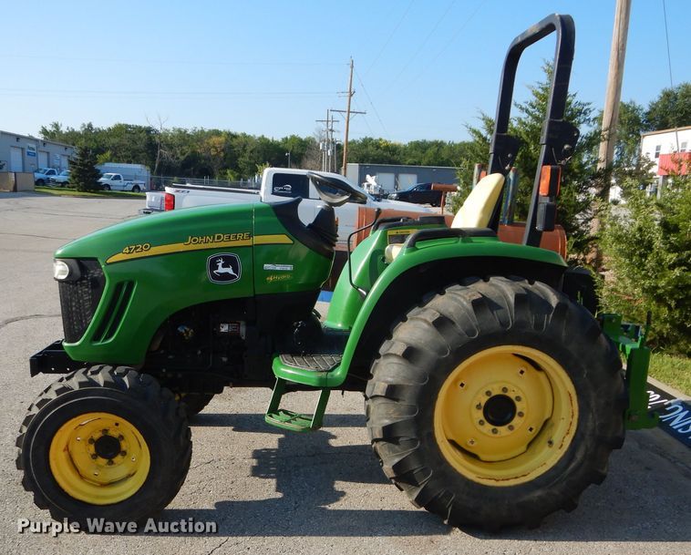 image for item FY9170 2008 John Deere 4720  MFWD tractor
