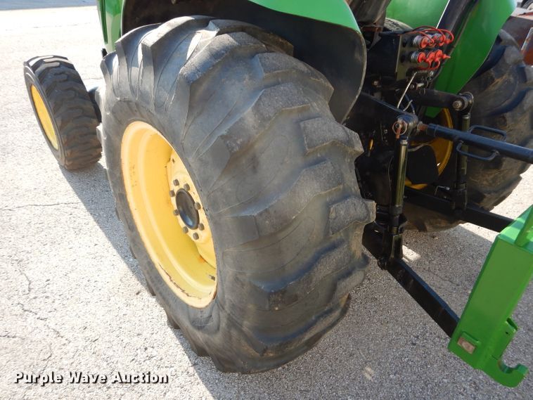 image for item FY9170 2008 John Deere 4720  MFWD tractor
