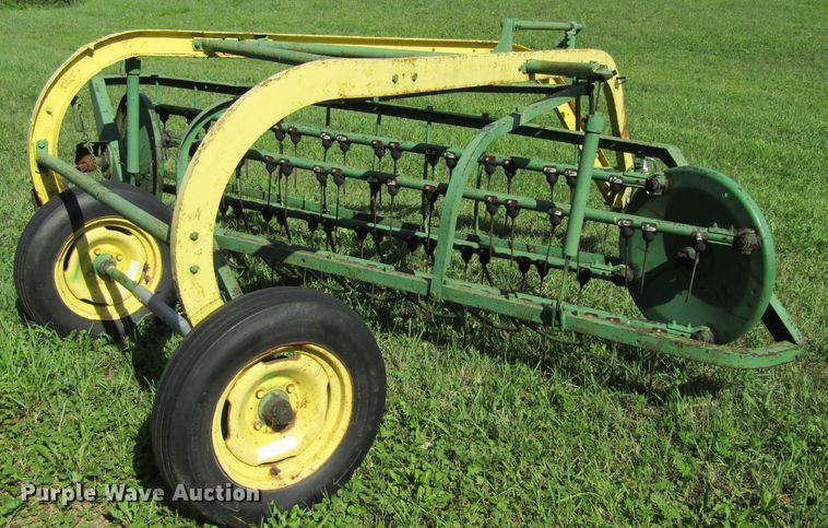 image for item GQ9072 Hay rake