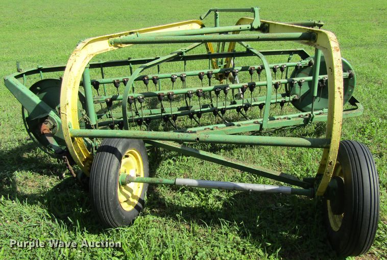 image for item GQ9072 Hay rake