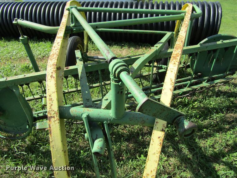 image for item GQ9072 Hay rake