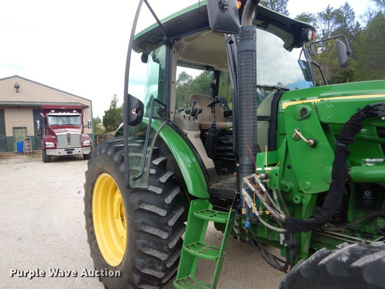 image for item GV9198 2013 John Deere 6115D  MFWD tractor