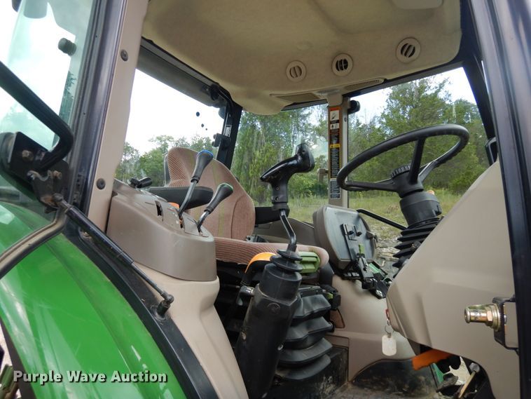 image for item GV9198 2013 John Deere 6115D  MFWD tractor