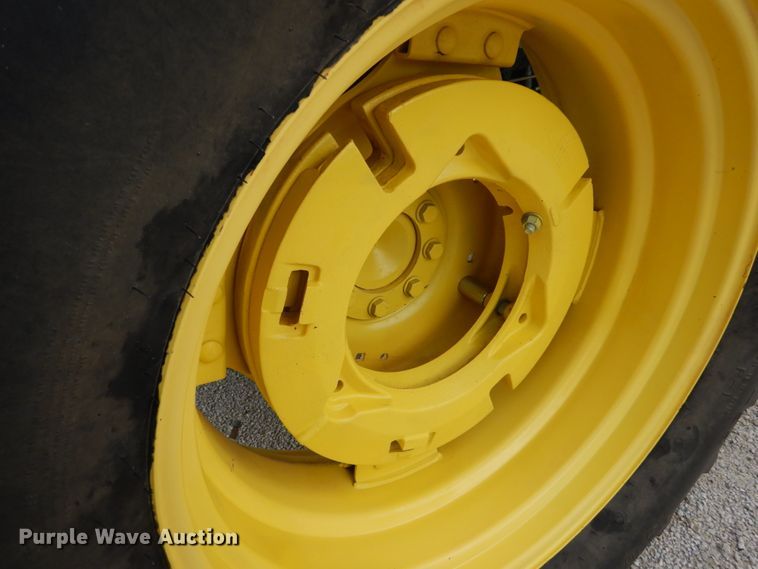 image for item GV9198 2013 John Deere 6115D  MFWD tractor