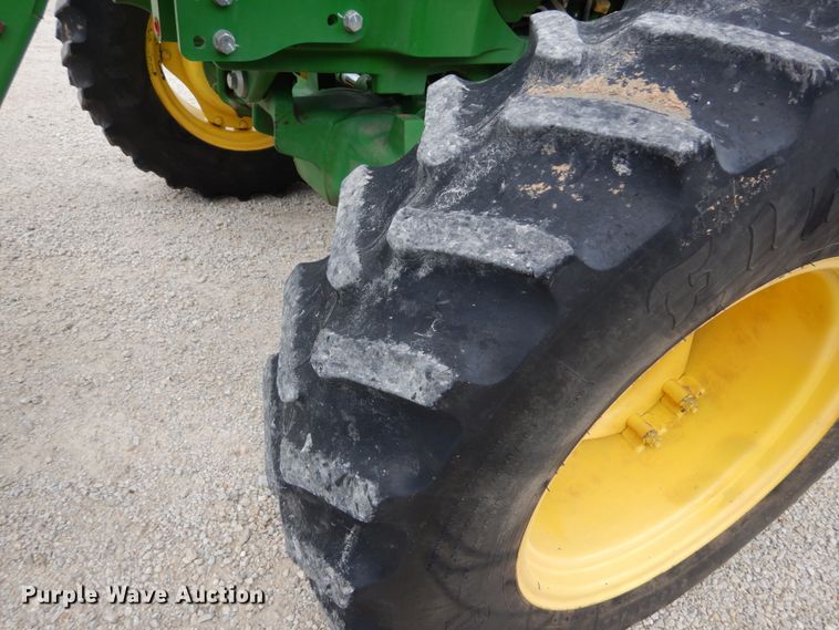 image for item GV9198 2013 John Deere 6115D  MFWD tractor