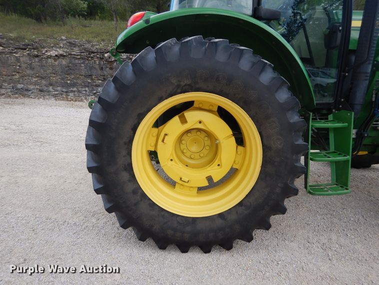 image for item GV9198 2013 John Deere 6115D  MFWD tractor