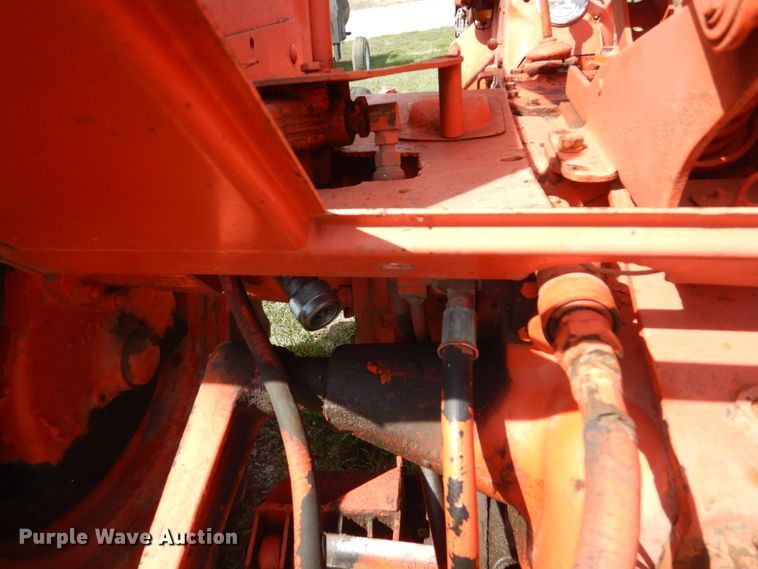 image for item GX9188 Allis Chalmers D17  tractor