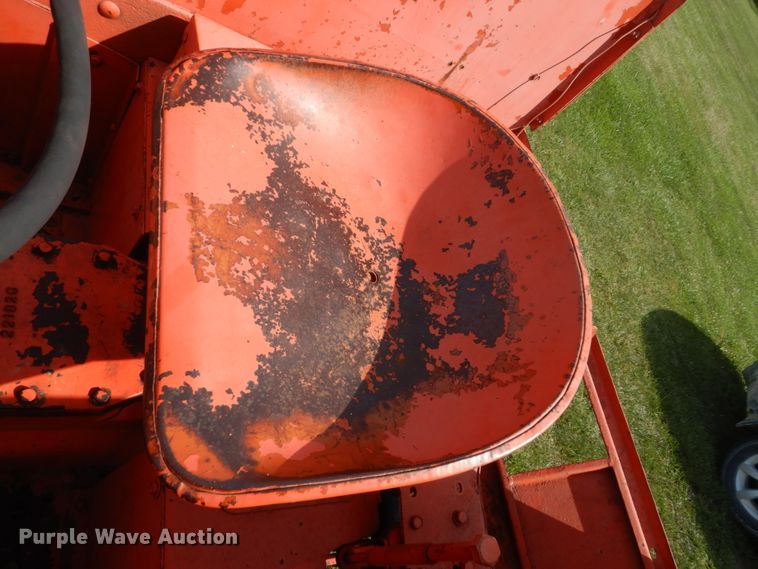 image for item GX9188 Allis Chalmers D17  tractor