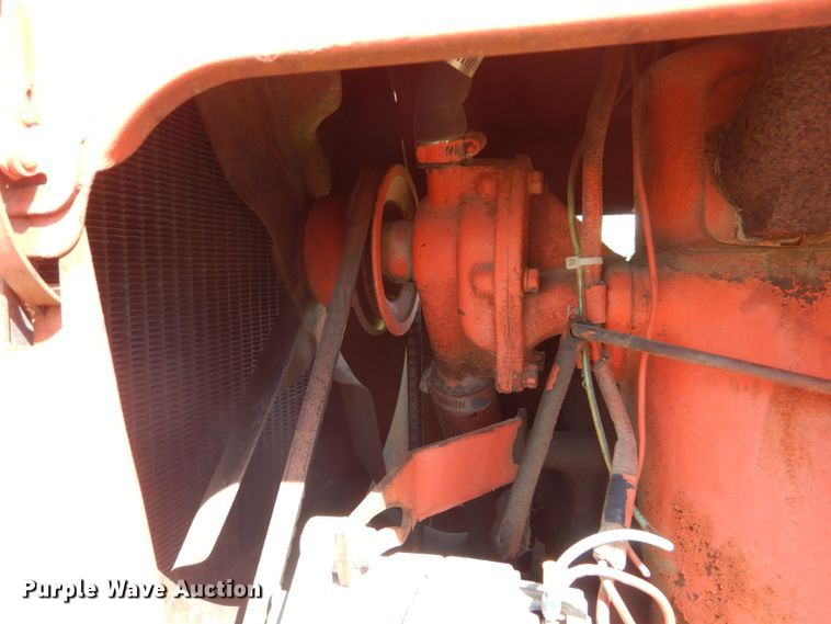 image for item GX9188 Allis Chalmers D17  tractor
