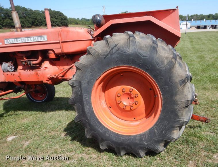 image for item GX9188 Allis Chalmers D17  tractor