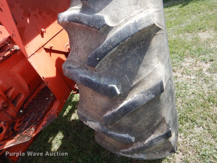 image for item GX9188 Allis Chalmers D17  tractor