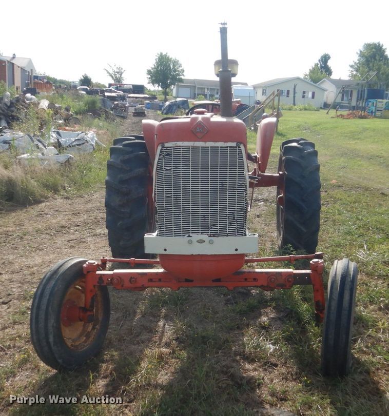 image for item GX9192 Allis Chalmers D17  tractor