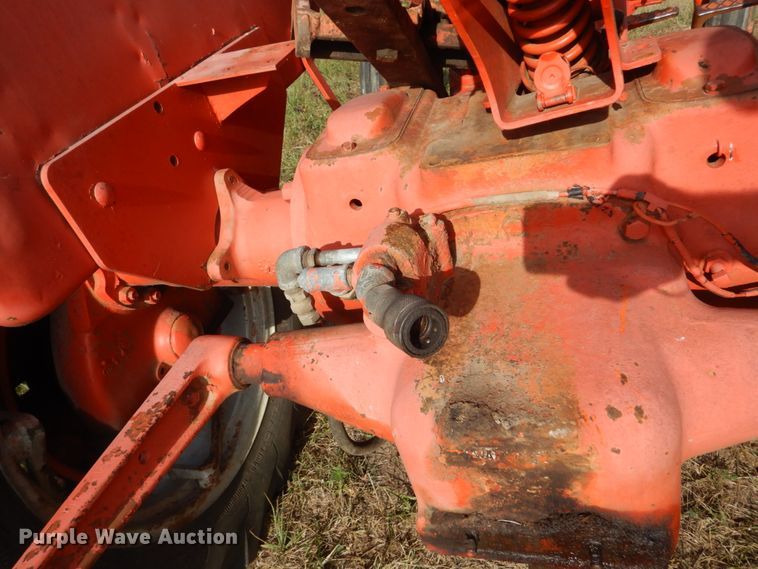 image for item GX9192 Allis Chalmers D17  tractor