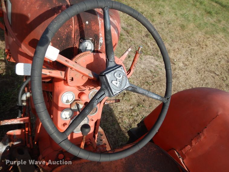 image for item GX9192 Allis Chalmers D17  tractor