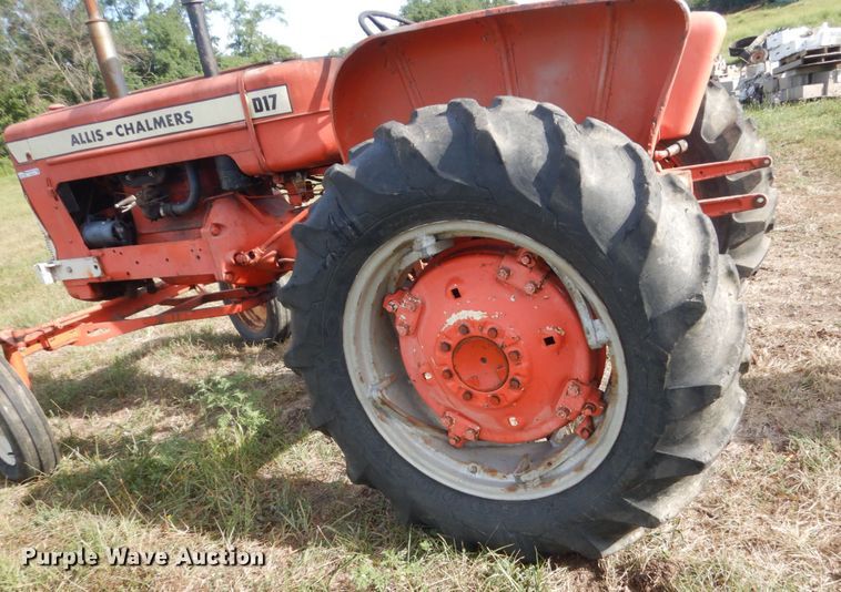 image for item GX9192 Allis Chalmers D17  tractor