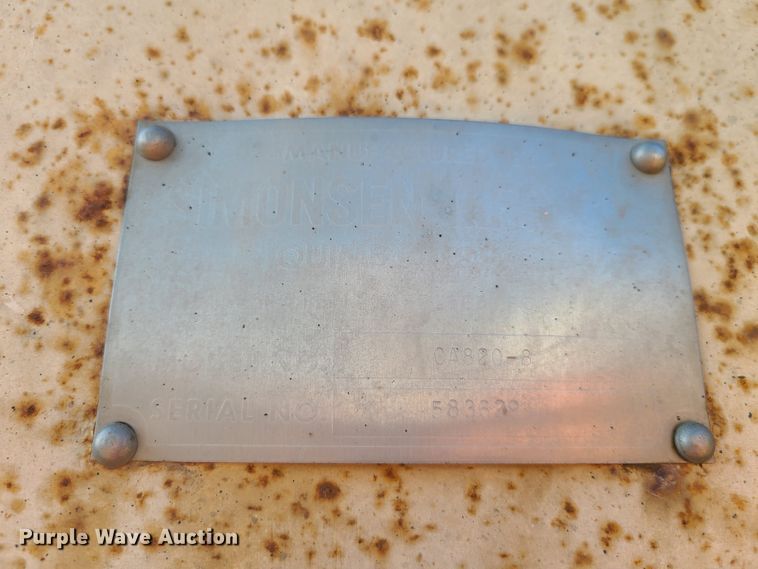 image for item GY9505 1979 GMC Brigadier  grain truck