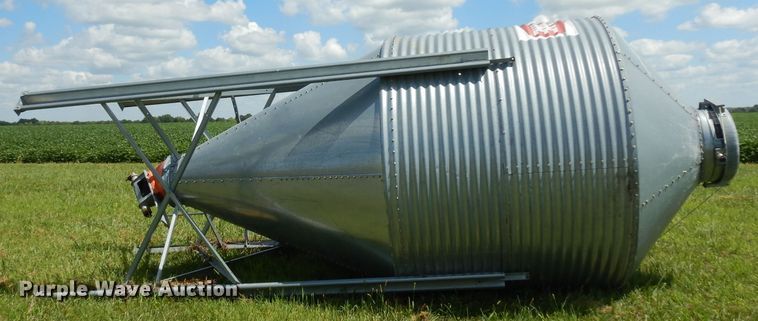 image for item HA9423 Grain bin