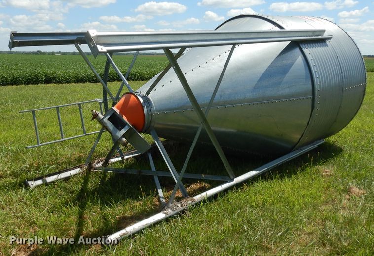 image for item HA9423 Grain bin
