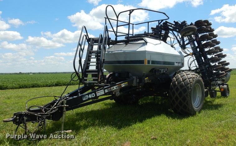 image for item HA9424 Flexi-Coil 8100 air seeder