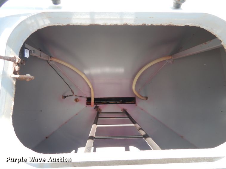 image for item HA9424 Flexi-Coil 8100 air seeder