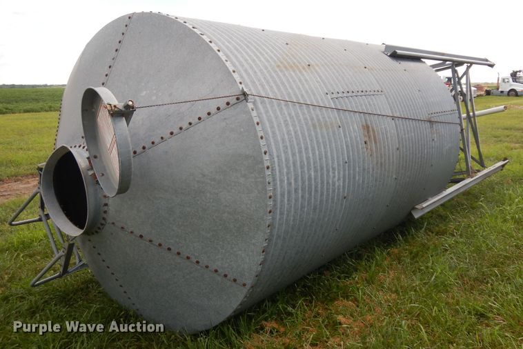 image for item HA9431 Grain bin