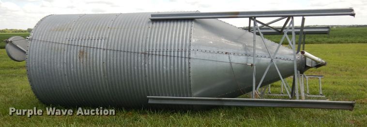 image for item HA9431 Grain bin