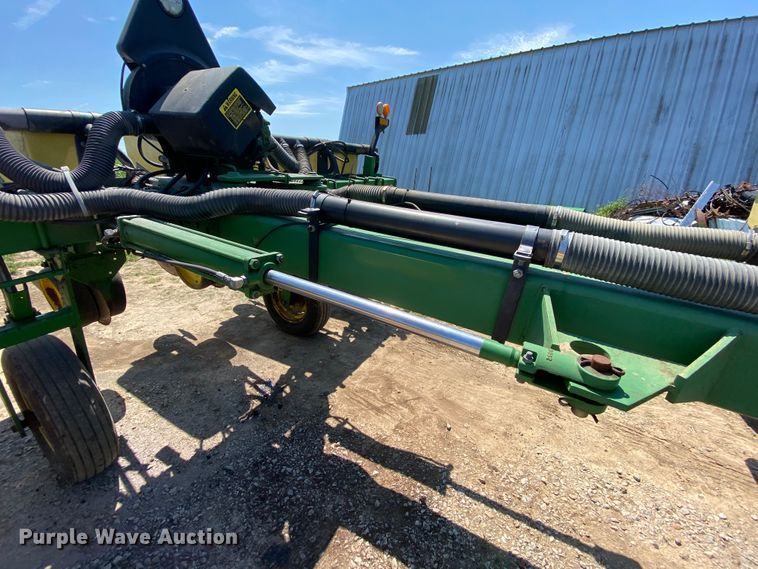 image for item HA9502 John Deere 7200 Max Emerge 2 planter